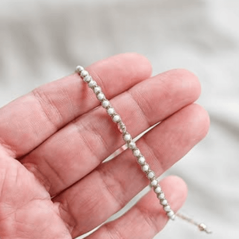 Simple Bracelet in White Pine